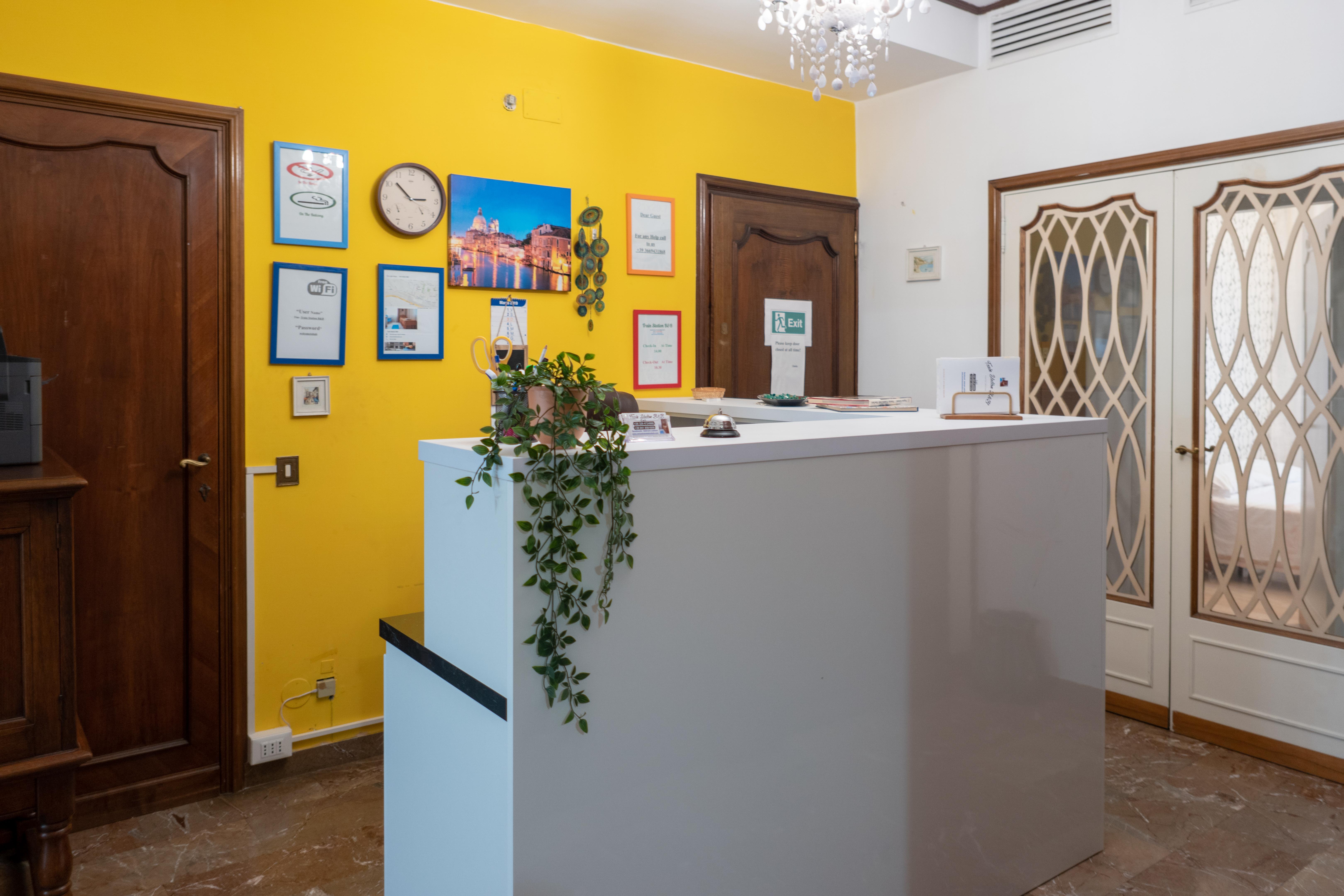 Guest House Train Station Venice - Atika & Atif Mestre Dış mekan fotoğraf